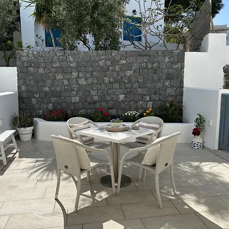 Thiramor Messaria (Santorini)