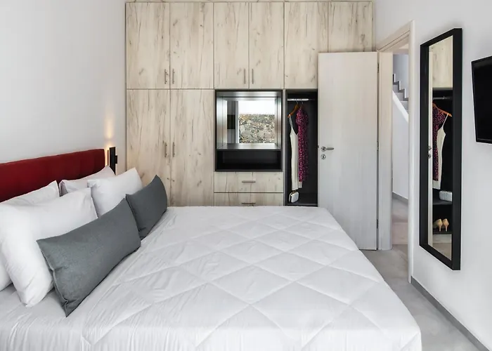 Thiramor Apartment *